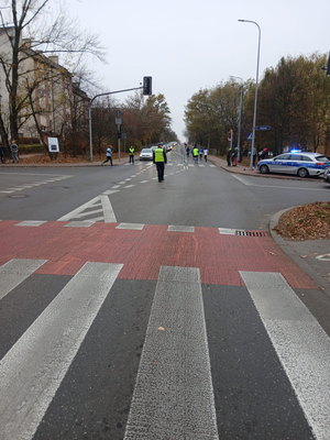 Policjanci zabezpieczali Pruszkowski Bieg Uliczny