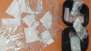 zabezpieczone przez policjantów substancje