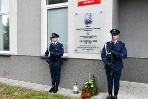 Uroczysta zbiórka w KPP w Pruszkowie