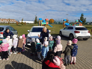 spotkanie policjantów z dziećmi