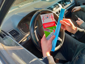 policjanci podczas działań &quot;Bezpieczny przejazd&quot;