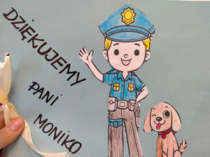 Policjantka z KPP Pruszków z wizytą u przedszkolaków w Komorowie