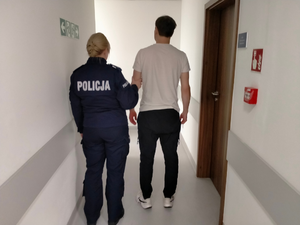 Zatrzymany za handel akcesoriami GSM z podrobionymi znakami towarowymi