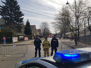 Bezpieczeństwo i sportowa atmosfera – działania Policji podczas wydarzeń w Raszynie i okolicach